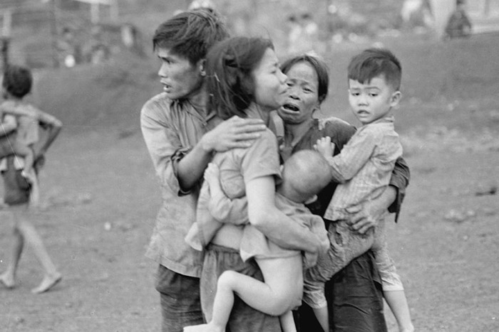massacre my lai Vietnam villageois